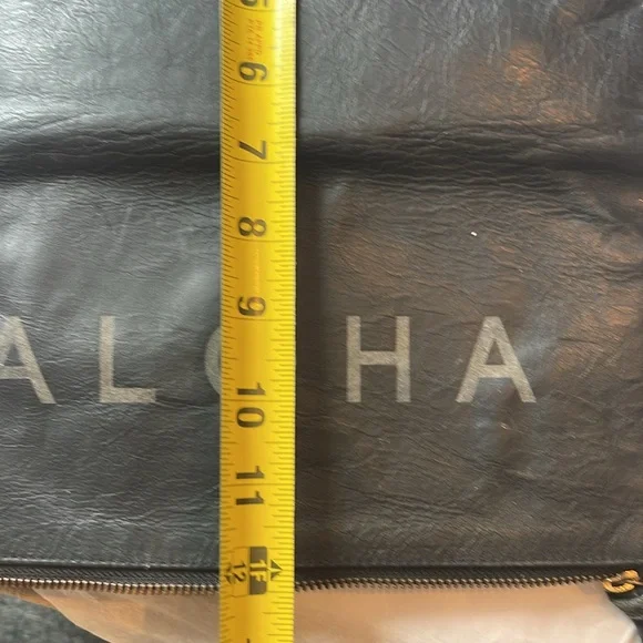 Aloha.  Aloha genuine leather clutch. - Picture 11 of 14